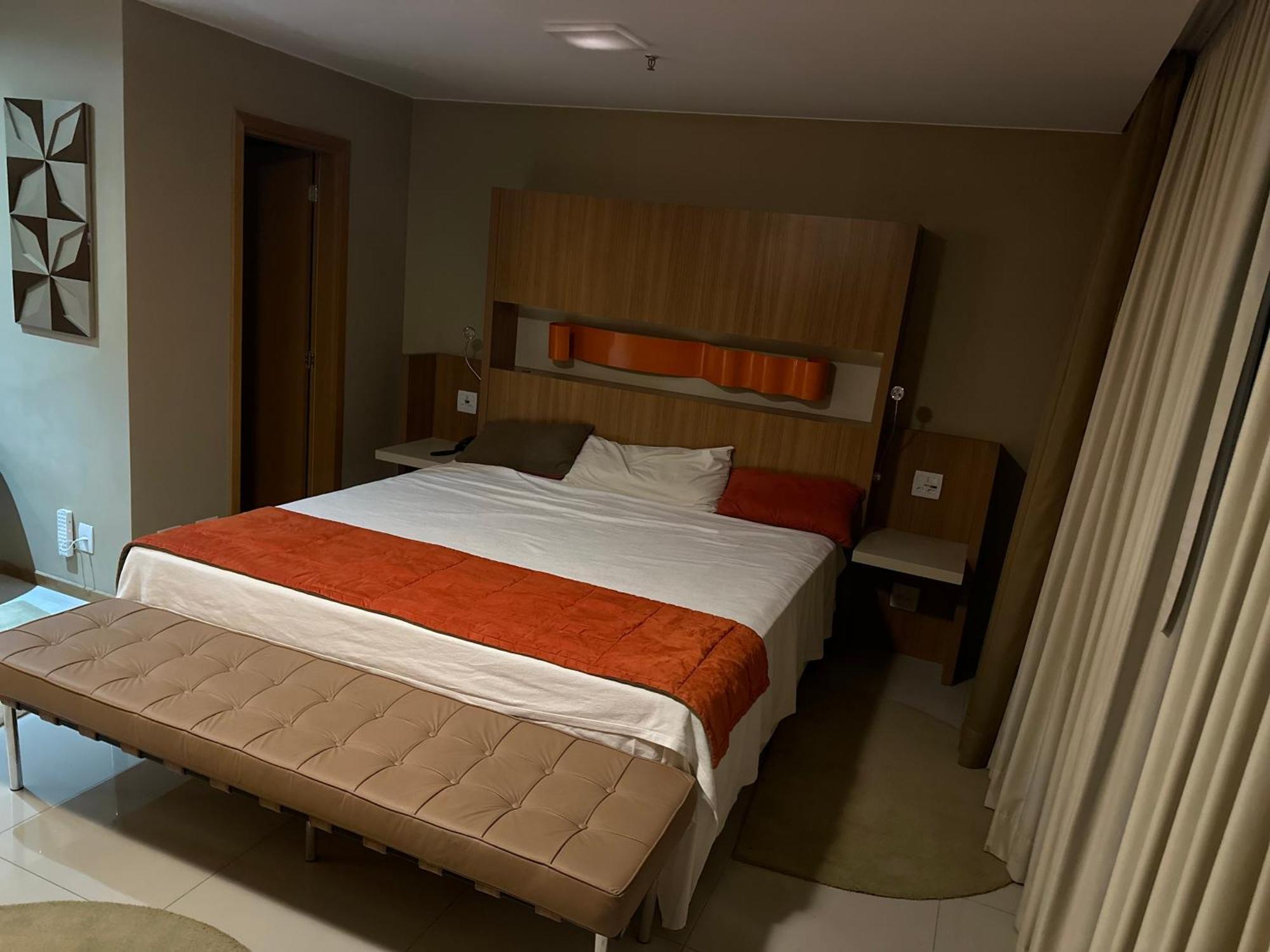 Flat No Jade Hotel